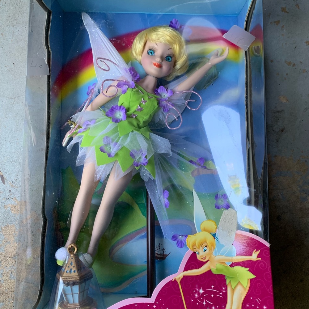 New Tinker Bell porcelain keepsake doll